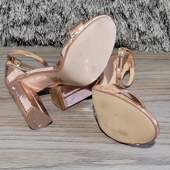 D Rose Gold Sandal with Chunky Heel Sz 7 - Picture 4 of 6
